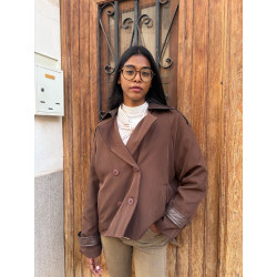 Chaqueta estilo trench corta