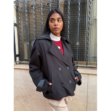 Chaqueta estilo trench corta