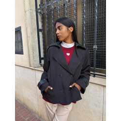 Chaqueta estilo trench corta